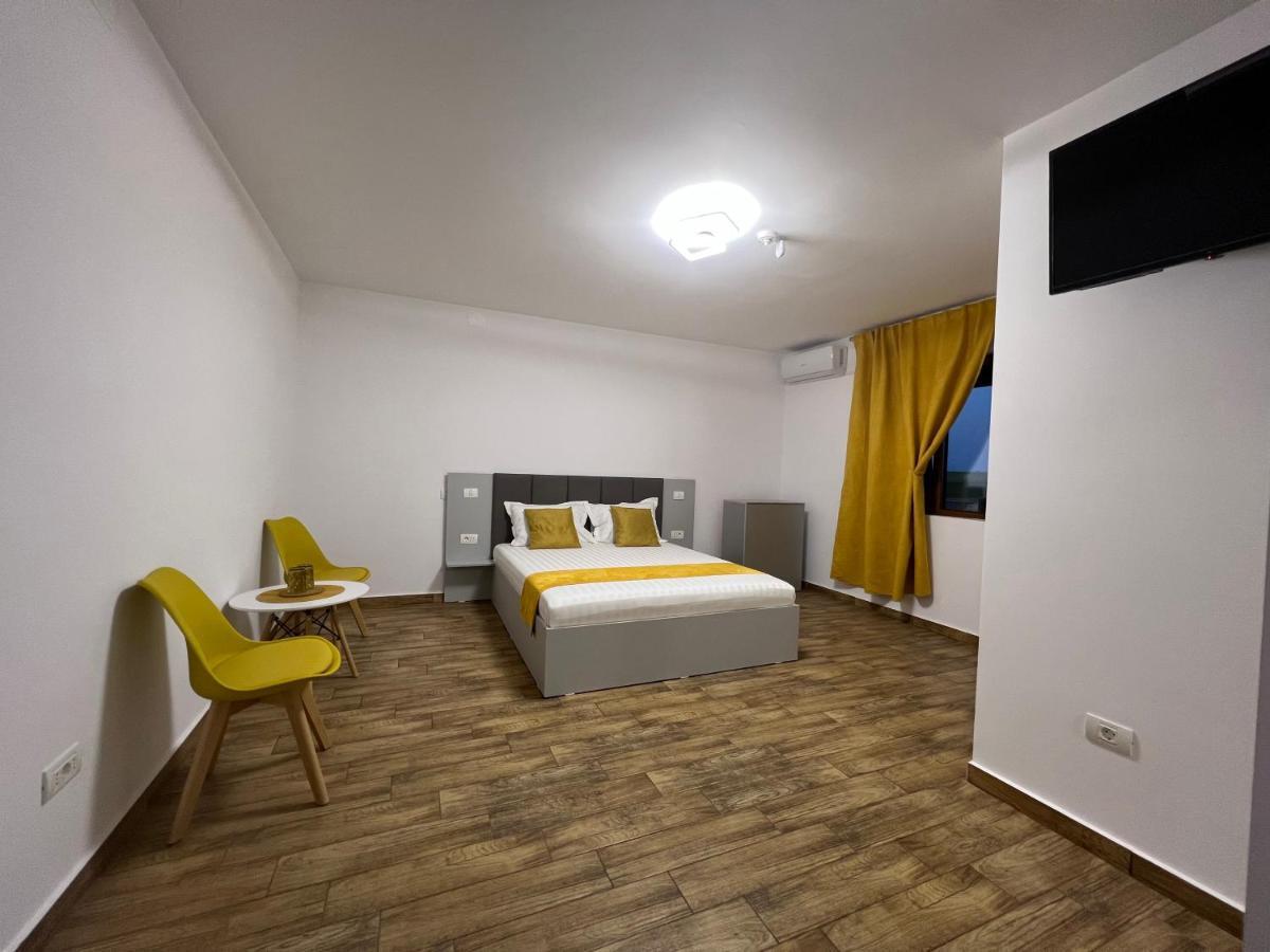 Vila Adelis Vama Veche Exterior photo