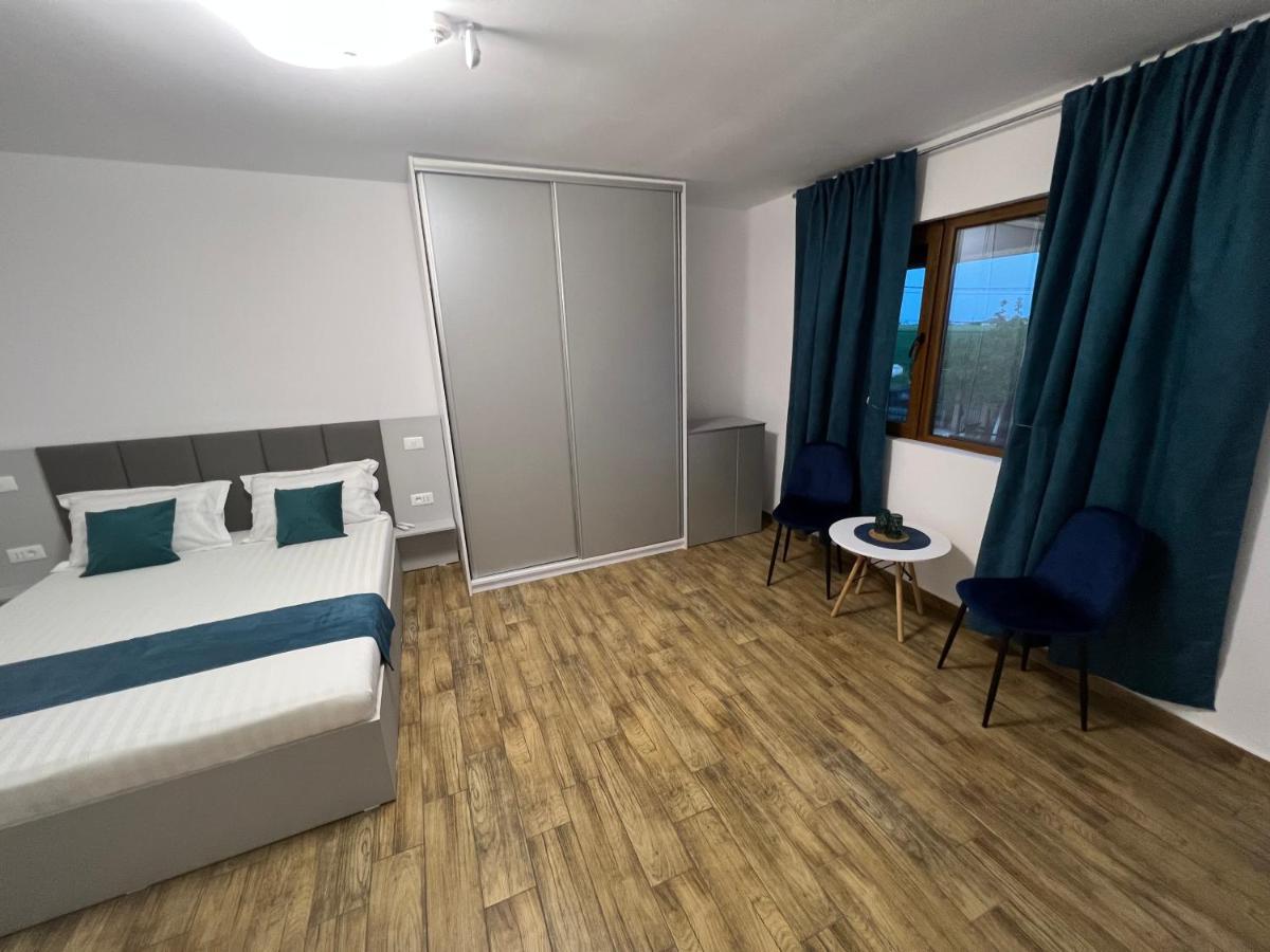 Vila Adelis Vama Veche Exterior photo